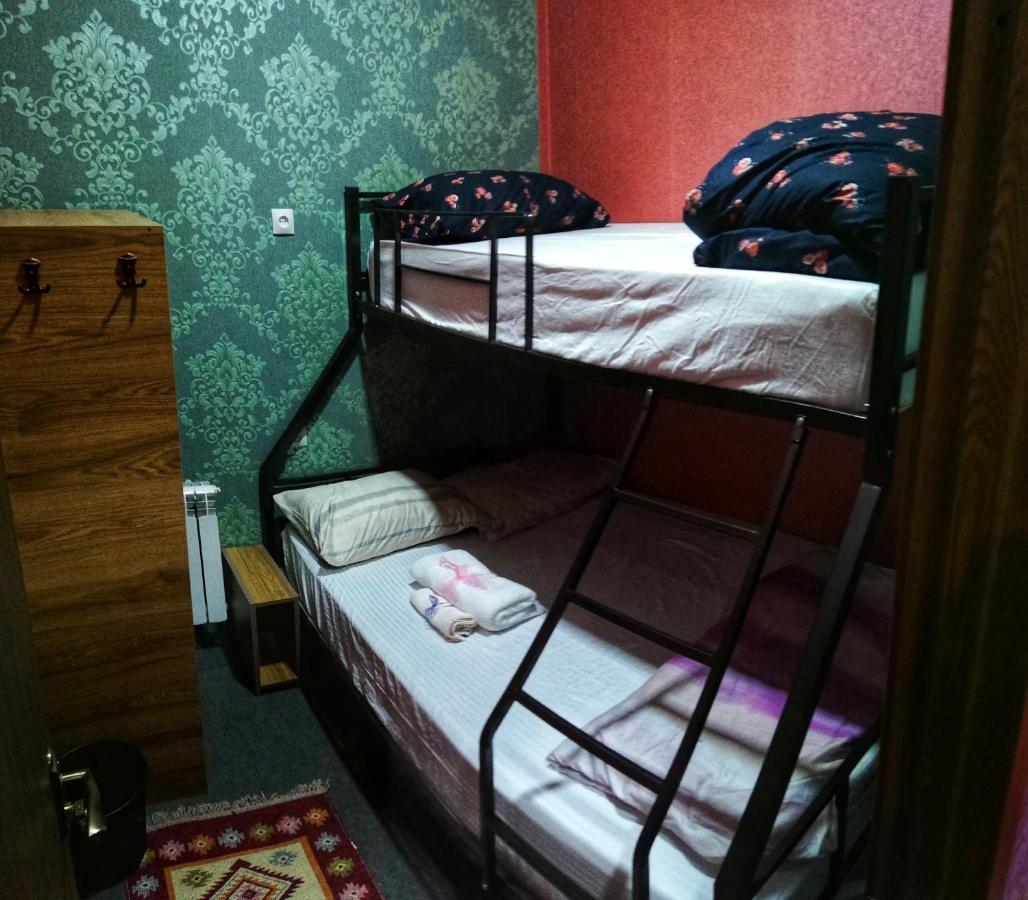 Hostel Violet Tbilisi Eksteriør bilde